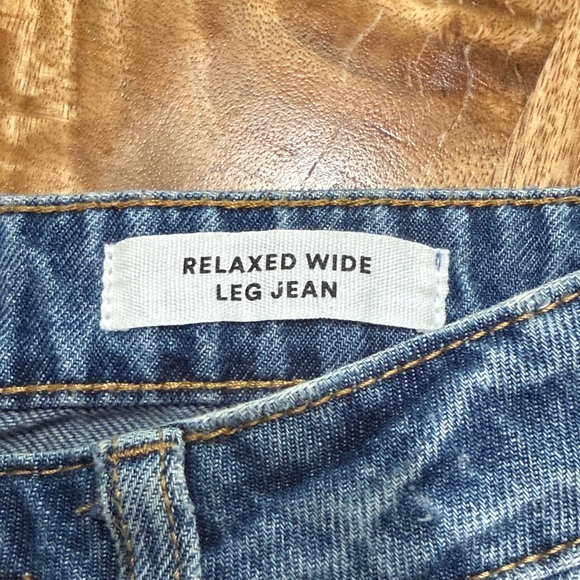 Cotton On Relaxed Wide-Leg Jeans - Picture 8 of 11